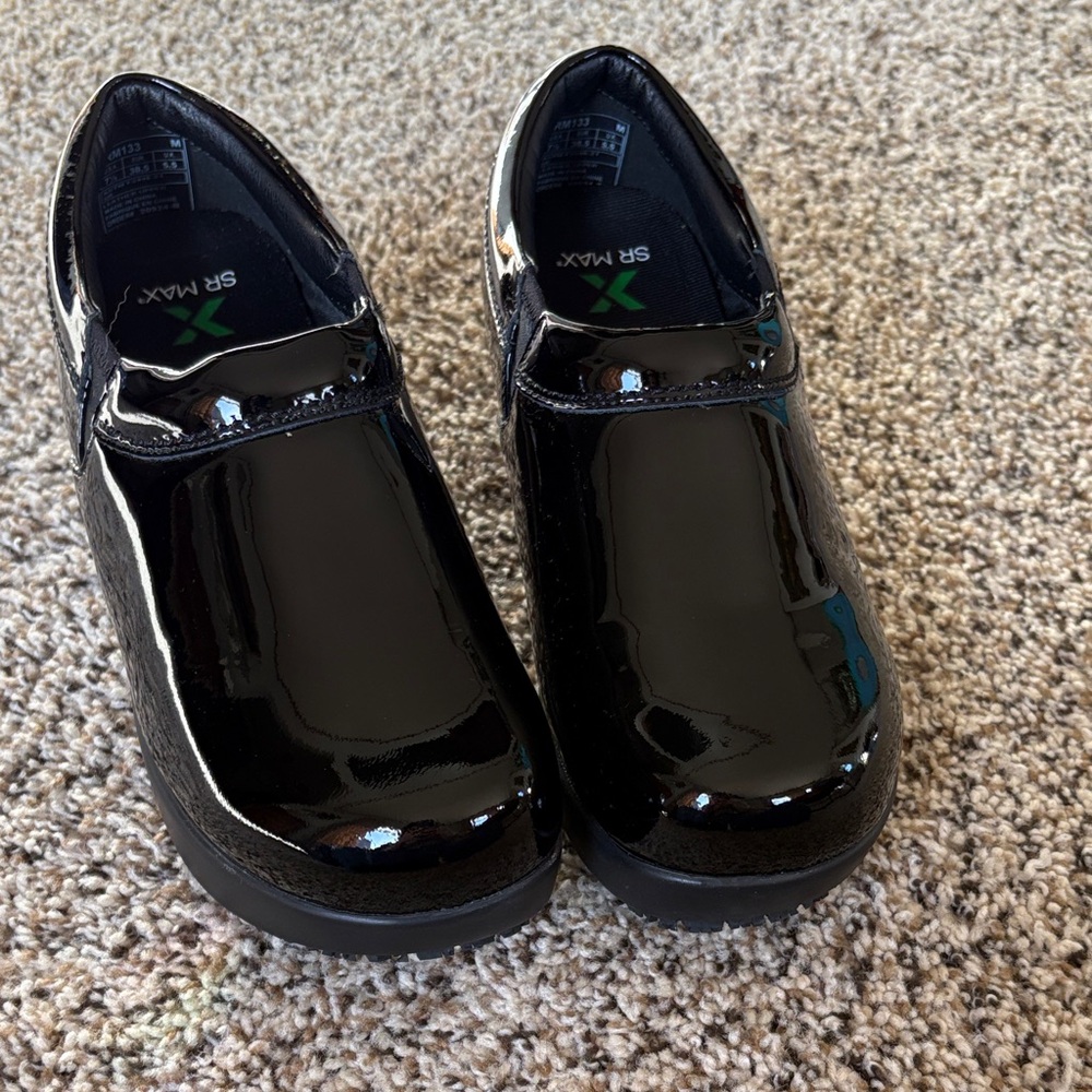 Women's Black Slip-On Nurse Shoes - Picture 6 of 7